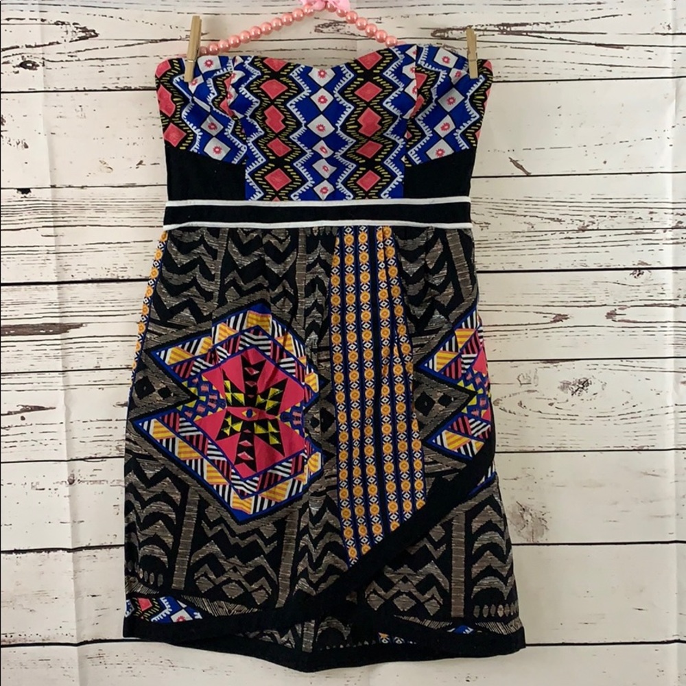 Tribal strapless dress